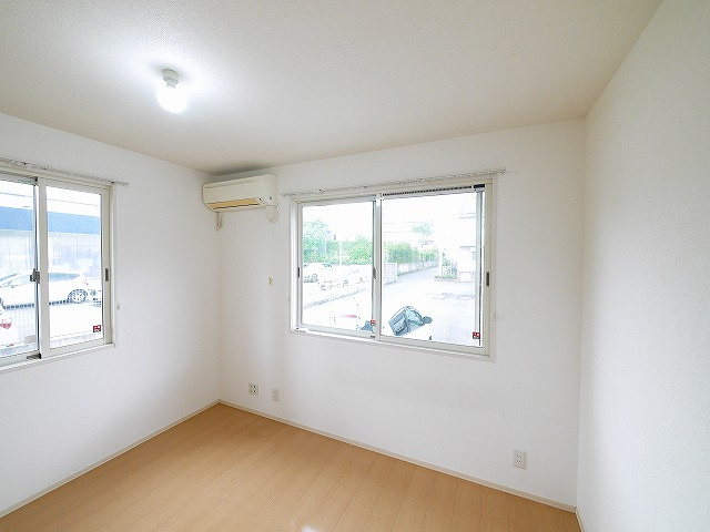 リビングタウン新大宮　Ａ棟の洋室|コンパクトで使いやすい洋室です