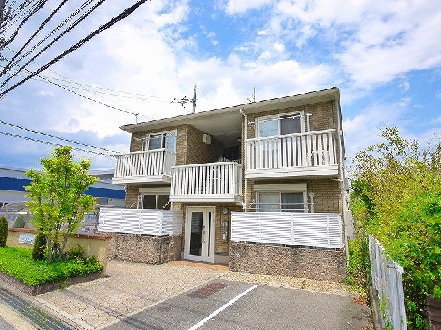 リビングタウン新大宮　Ａ棟の外観|建物外観を気になさる方へ、見た目の良い物件です