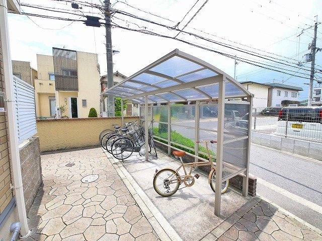 リビングタウン新大宮　Ａ棟のその他共用部分|駐輪場です