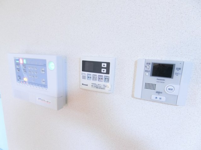 ファミーユ・Mのセキュリティ|同物件別部屋イメージ写真