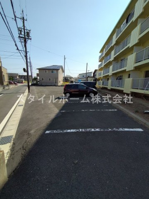 【駐車場】 | 朝日マンション