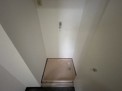 【設備】 | ミュゼ西淡路 | 室内洗濯機置き場です