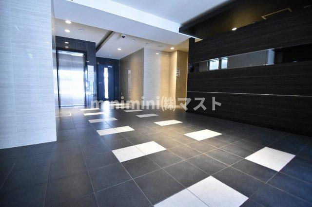 プレサンス上町台リベルテのロビー