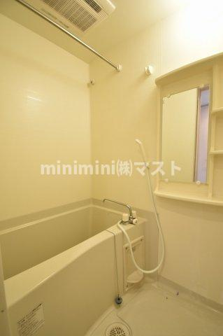 プレサンス上町台リベルテの浴室