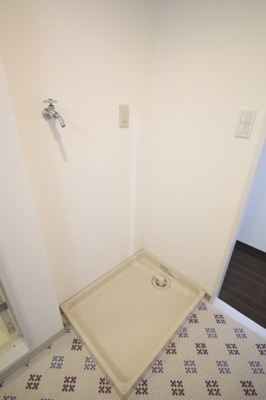 【その他共用部分】 | フルネスライズハチケン | 室内洗濯機置場