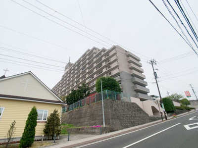 【外観】 | 中古マンション【中山パークホームズ3LDK】 | きれいな外観です