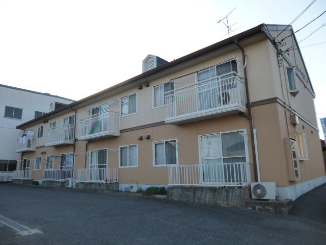 倉敷市連島中央４丁目のアパートの外観