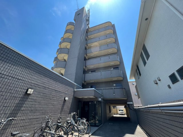 名古屋市昭和区円上町の賃貸マンション