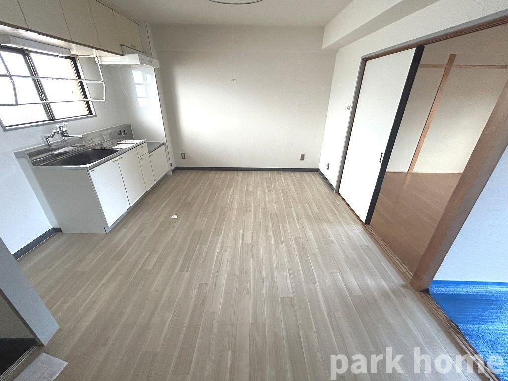 百石ヒルズの居間・リビング|使いやすいリビングです