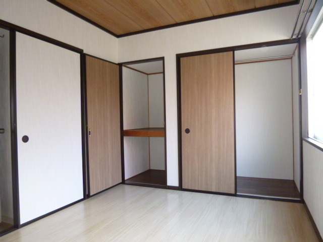 カーサ・ビアンカの洋室