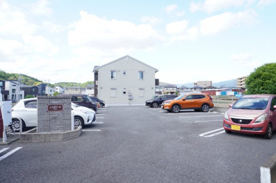 【駐車場】 | エスポワール
