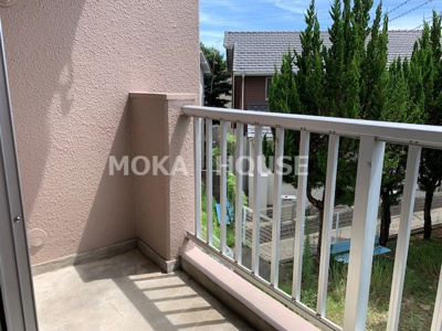 【バルコニー】 | メゾンやすむろⅡ | 外からの目が気にならないバルコニーで洗濯物が干せます