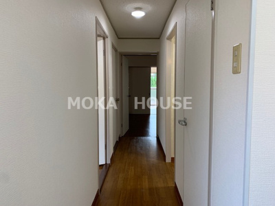 【玄関】 | メゾンやすむろⅡ | 明るい玄関です