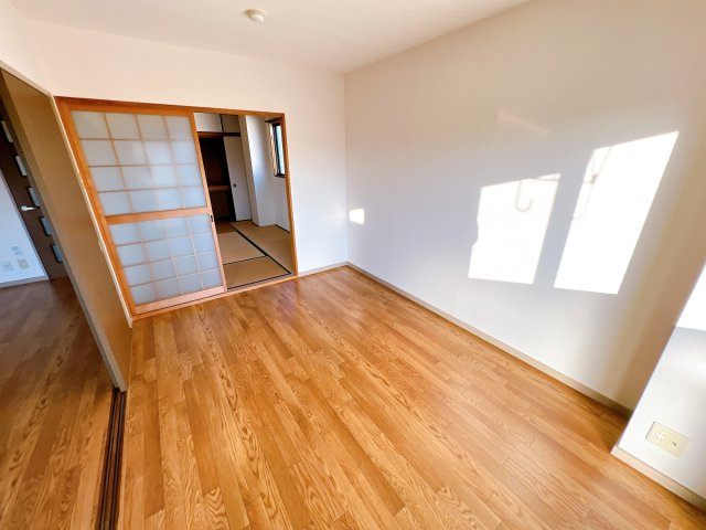 エミネンスＭの洋室