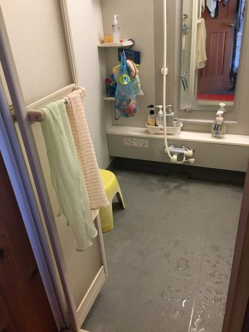 洋向台2丁目　中古一戸建ての浴室