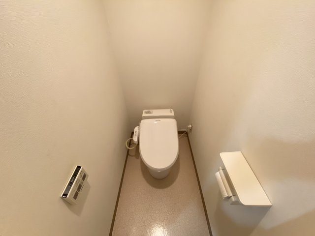 清潔感のあるトイレです★