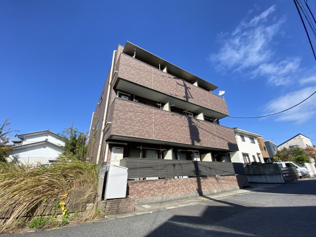 鉄骨造で丈夫な構造★