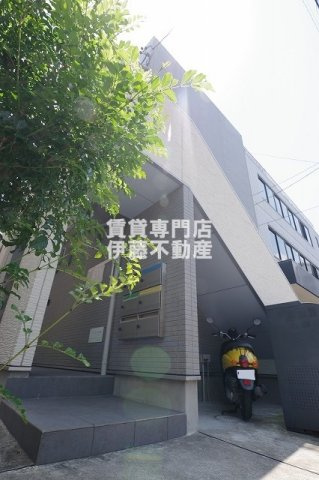 カーサ ベル 稲生の外観