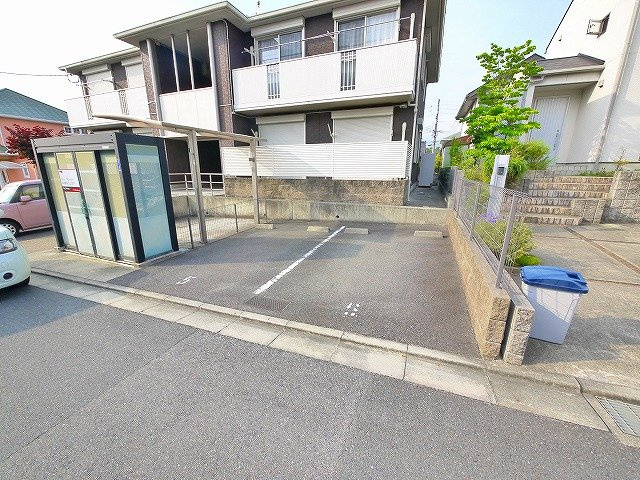 クレセオ州見台の駐車場