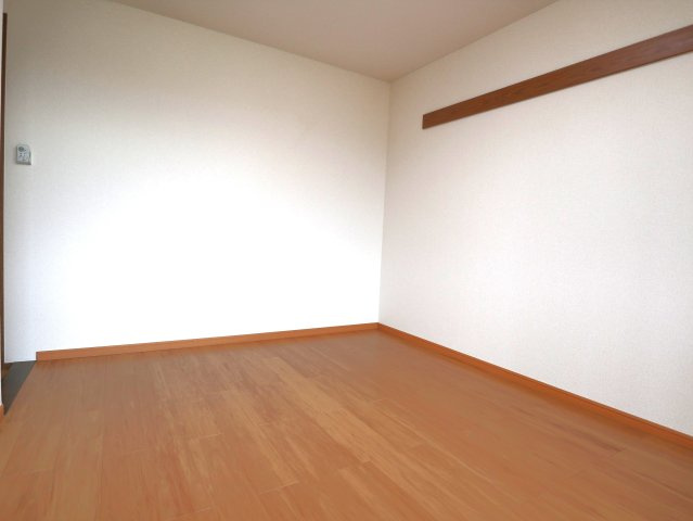 サンエステート　Ａの洋室