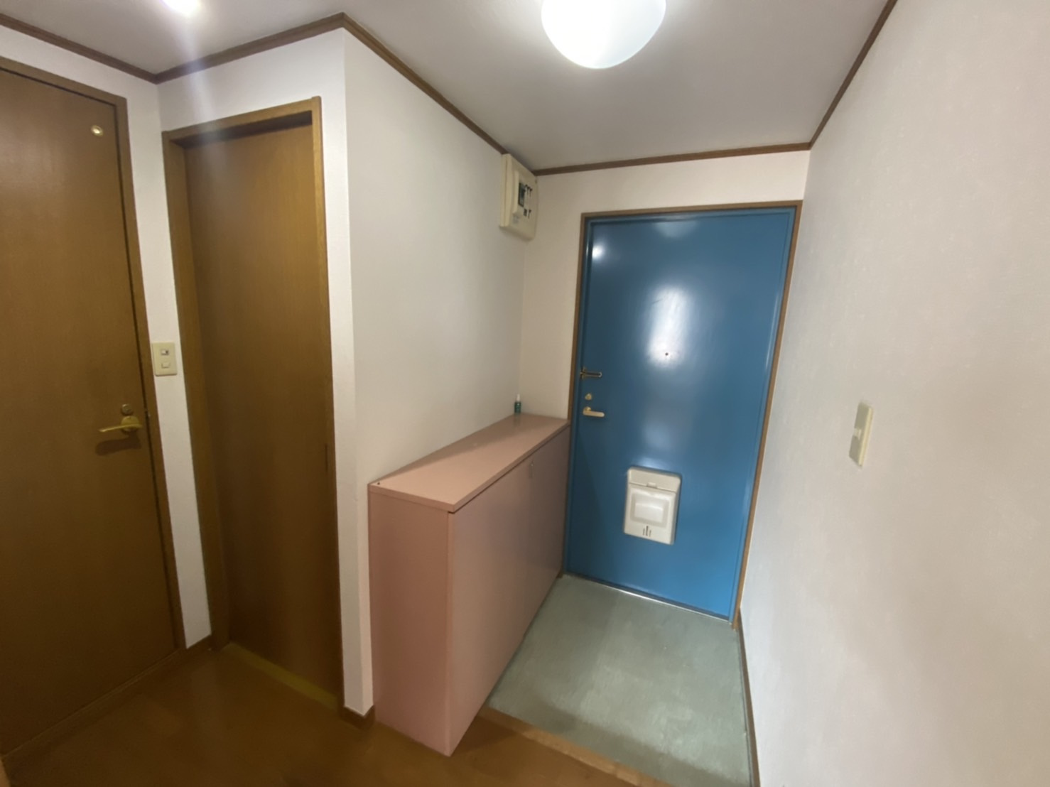 M'S FLATの玄関