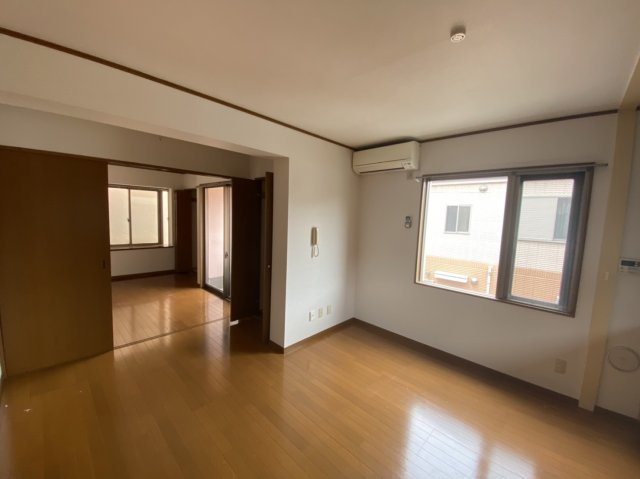M'S FLATの居間・リビング