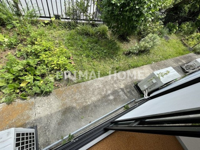 【庭】 | グレイスフラッツ