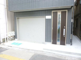 【エントランス】