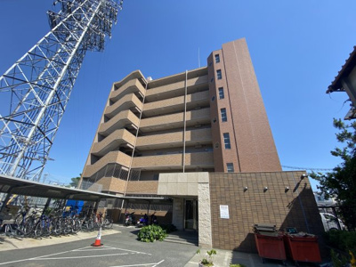 【外観】 | エルセレーノ吹田 | 2006年に完成した鉄筋コンクリート造7階建ての建物です