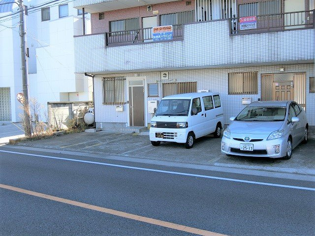 シャトーユーマンションの駐車場