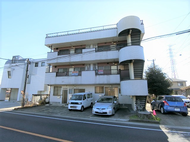 シャトーユーマンションの外観