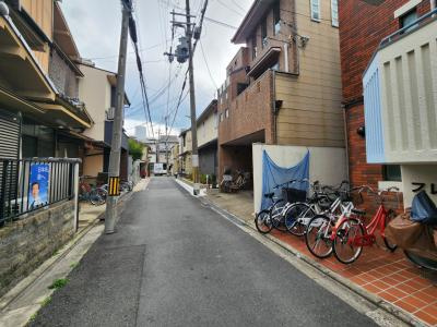 フレール藤の周辺|前面道路