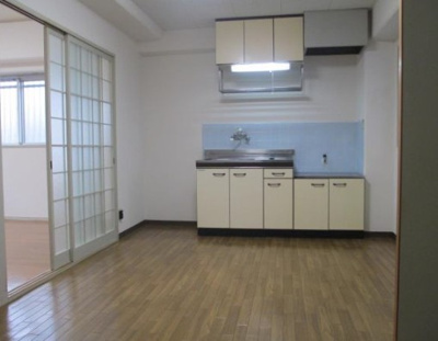 【居間・リビング】 | レジデンス華・