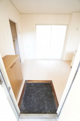 【玄関】 | シティハイム | ※同物件・同タイプの写真です。