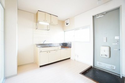 【居間・リビング】 | シティハイム | ※同物件・同タイプの写真です。