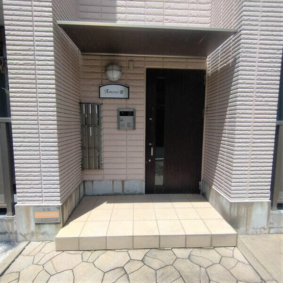 【エントランス】