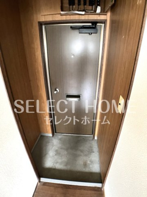 【玄関】 | ファミール深津 | 明るい玄関です