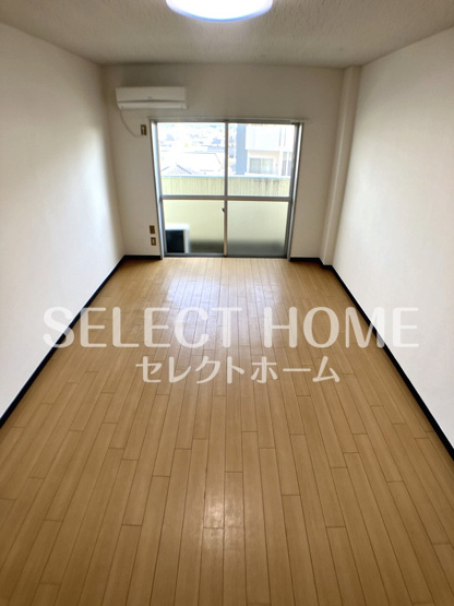 【居間・リビング】 | Ｋマンション | ゆったりとした居間です