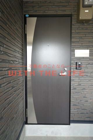 シエレトワール【キャッシュバック対象物件】の玄関|明るい玄関です