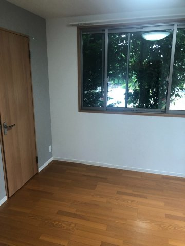 スクーデリア府中の寝室