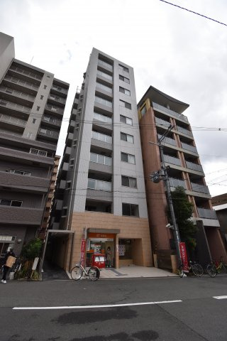 abitare naniwa Inari（アビターレナニワイナリ）