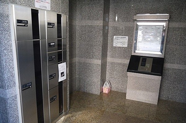 アースコート久留米本町【キャッシュバック対象物件】のロビー|ロビーです