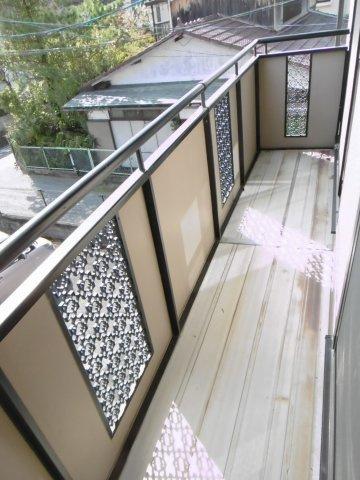 アフロ―テ山川【10.000円キャッシュバック対象物件】のバルコニー