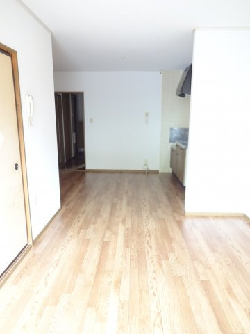 アフロ―テ山川【10.000円キャッシュバック対象物件】の居間・リビング