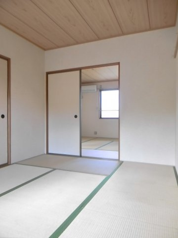 アフロ―テ山川【10.000円キャッシュバック対象物件】の和室