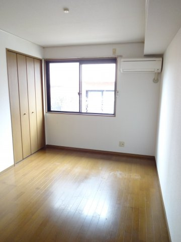 アフロ―テ山川【10.000円キャッシュバック対象物件】の洋室