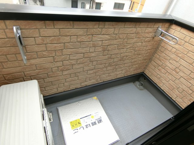 【バルコニー】 | ワコーレヴィータ大開ステーシア | 広々としたバルコニーです