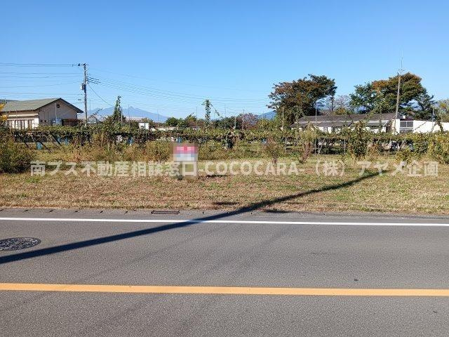 飯野　２筆分　売地104坪の前面道路含む現地写真|北側土地　27.22坪
南側前面道路より撮影