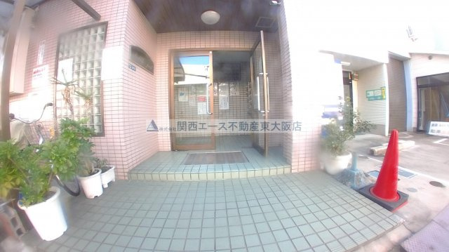 【エントランス】 | バーブルパークマンション