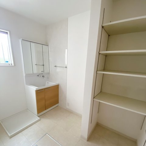 【ランドリースペース】 | 東区広谷 | 十分なランドリー収納スペースがあります！